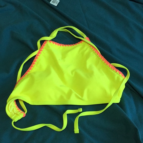 Neon yellow matching bikini - Picture 2 of 5